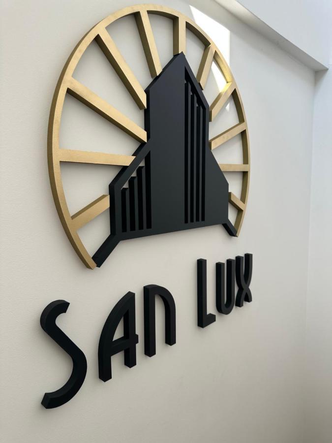 San Lux Dunavska Novi Sad Exterior photo